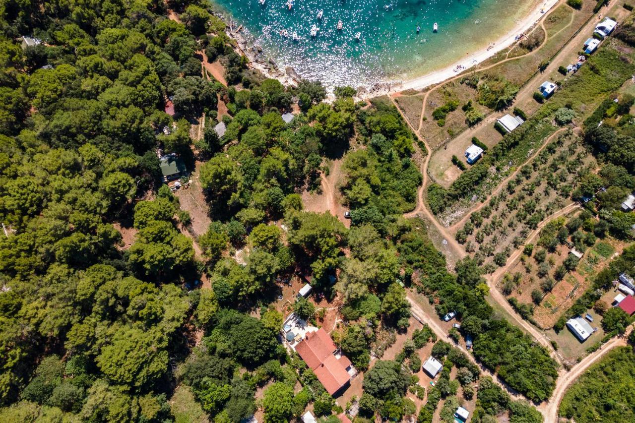 Al Pino Blue Property Premantura Exterior foto
